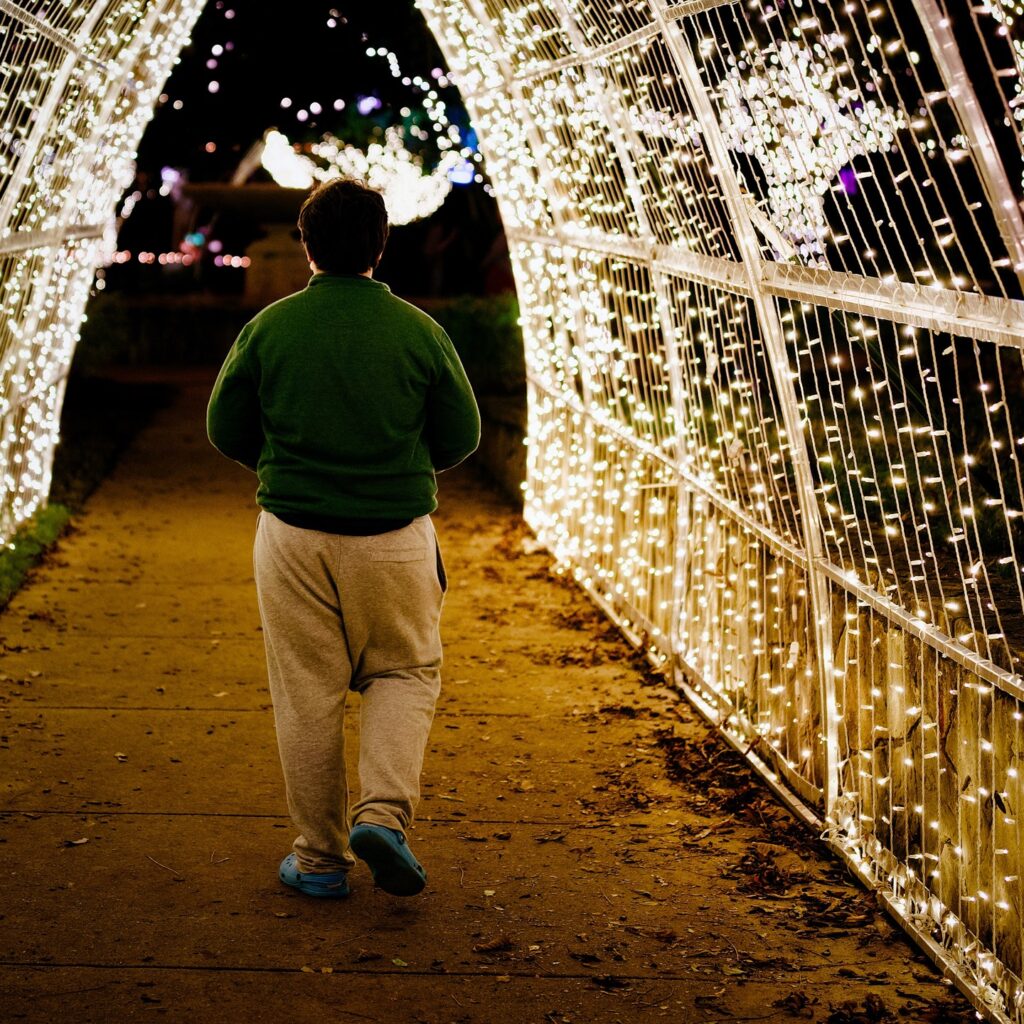 Max, in the tunnel of light