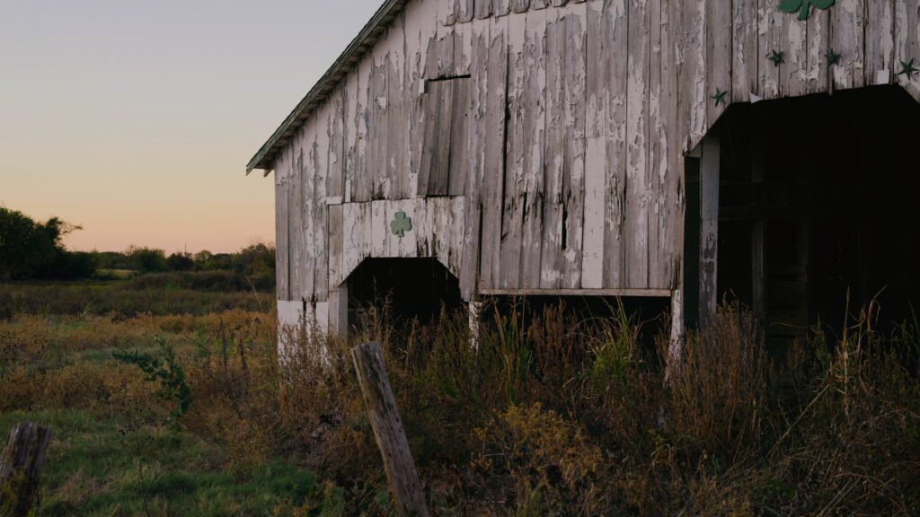 Barn Shot, 3